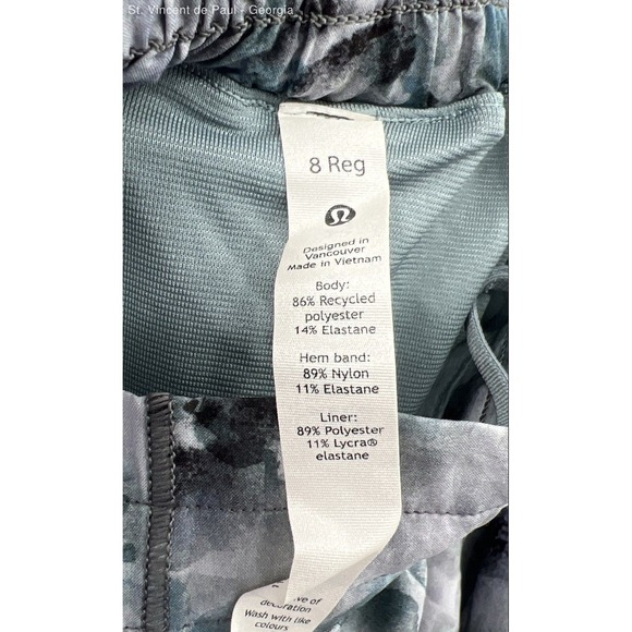 Lululemon Hotty Hot Low Rise Lined Shorts Women's 8Reg Camo - Picture 4 of 8